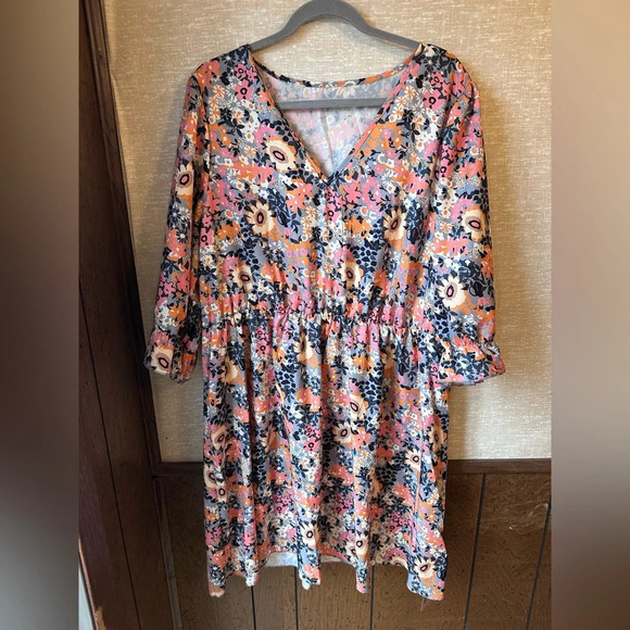 NWT Pink Floral‎ Knee Length Dress Size 4XL - Picture 1 of 8